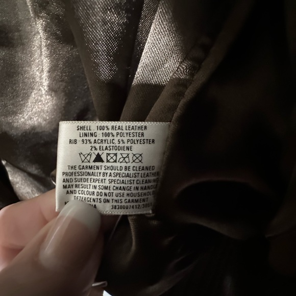 Bomber leather jacket - Picture 3 of 7